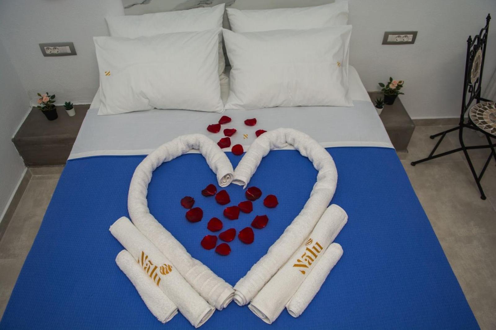 Nalu Suites Fira  Ngoại thất bức ảnh