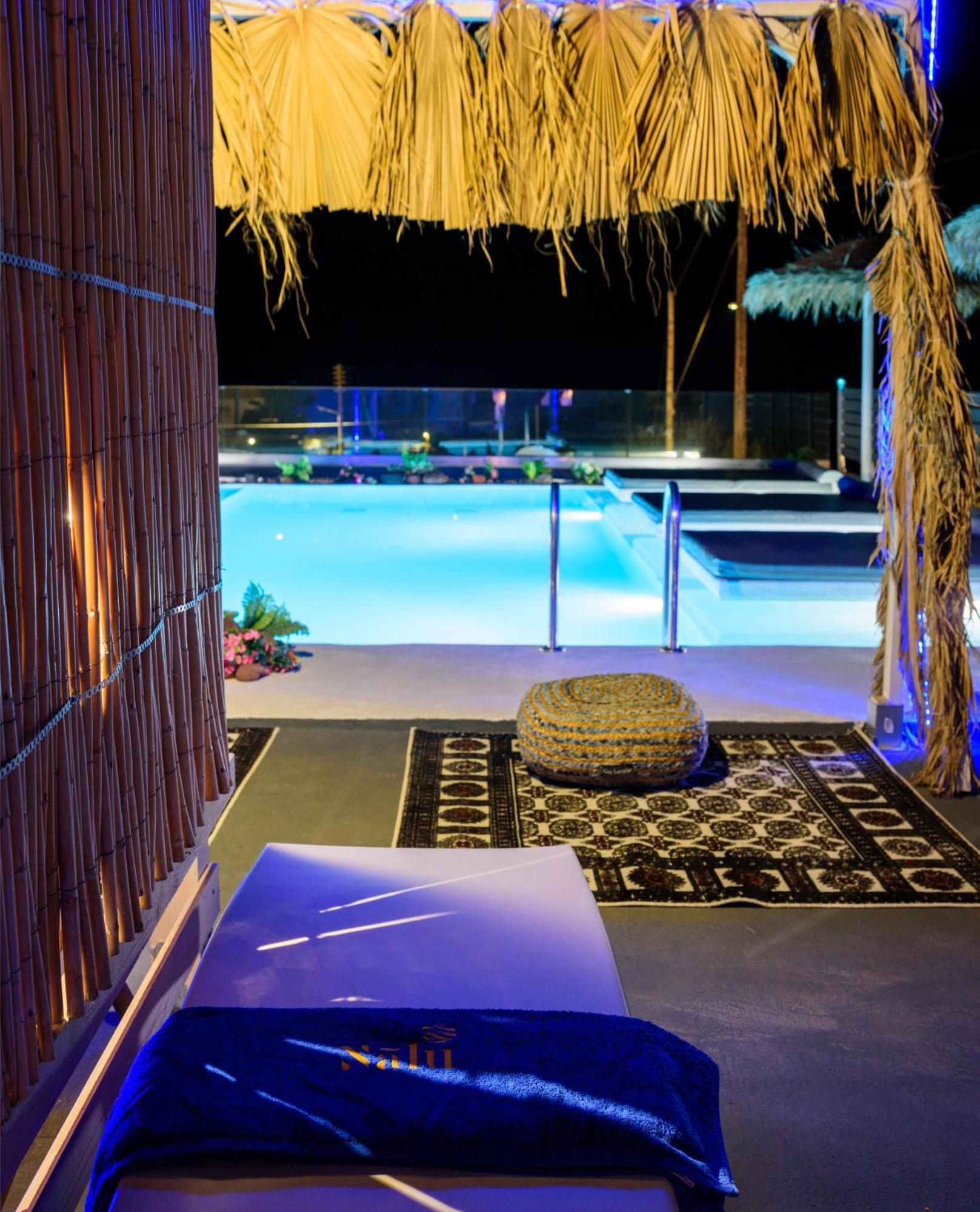 Nalu Suites Fira  Ngoại thất bức ảnh